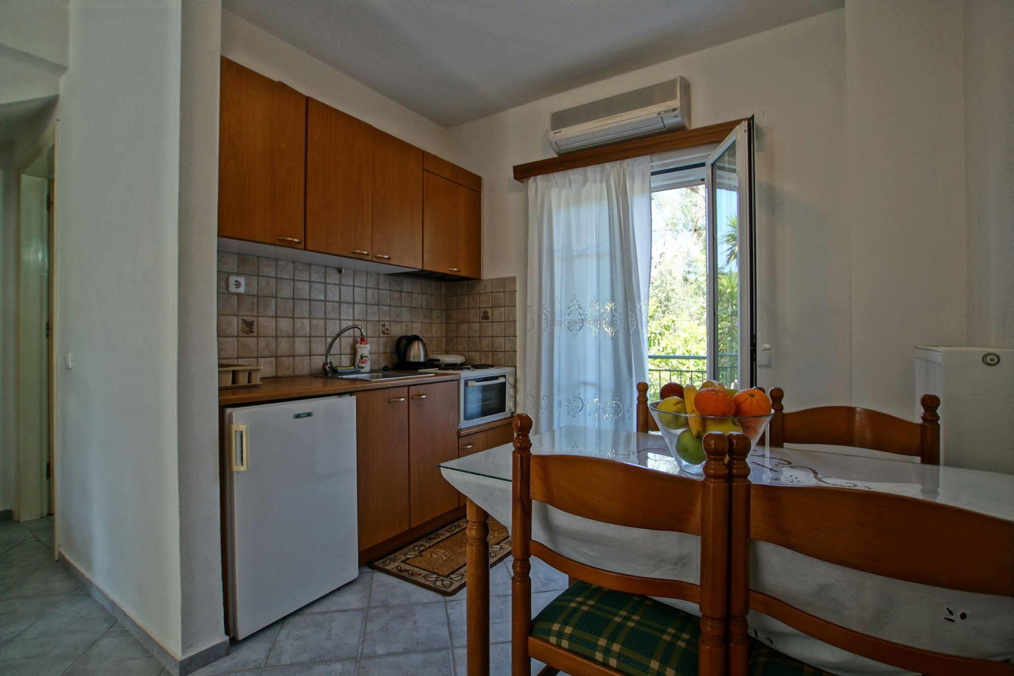 Chrisanthi Apartments Sivota  Ngoại thất bức ảnh